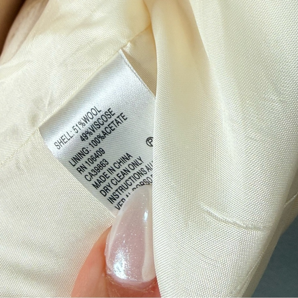 Tahari Ivory Button Down Sharp Tailored Wool Blen… - image 5